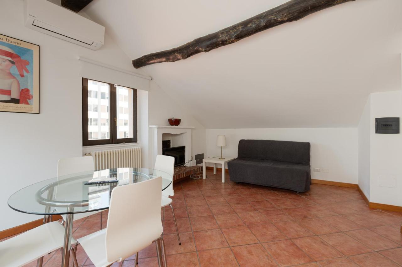 Corso Como Balcony Apartment Milão Exterior foto